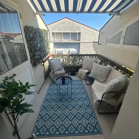 Lumami Summer House 150m Dal Mare Con Ombrellone Incluso Completamente Ristrutturato * سيلفي مارينا
