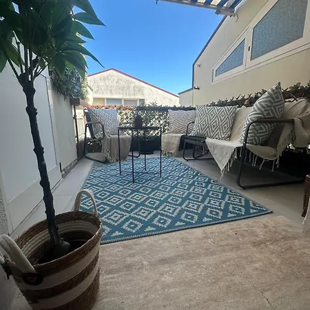 Lumami Summer House 150m Dal Mare Con Ombrellone Incluso Completamente Ristrutturato شقة *