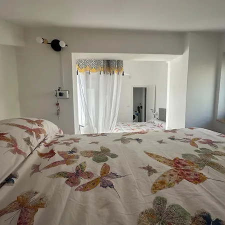 Lumami Summer House 150m Dal Mare Con Ombrellone Incluso Completamente Ristrutturato شقة